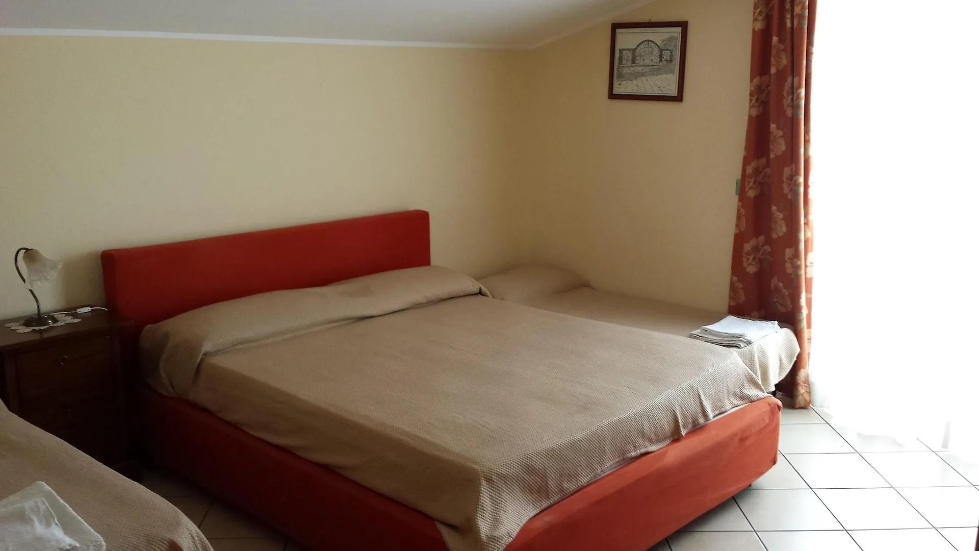 *** לינה וארוחת בוקר Aci SantʼAntonio B&B Casalotto Inn איטליה