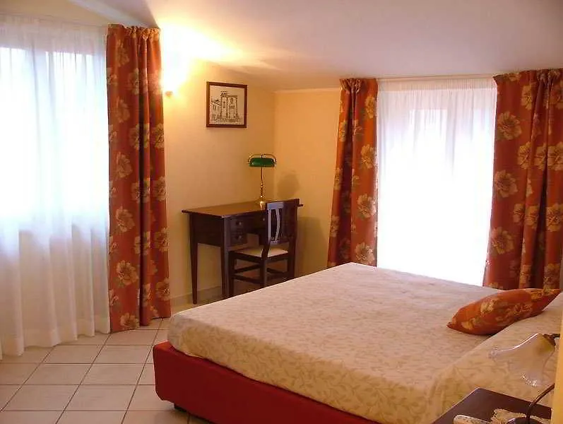 B&B Casalotto Inn Aci Sant'Antonio Bed & Breakfast