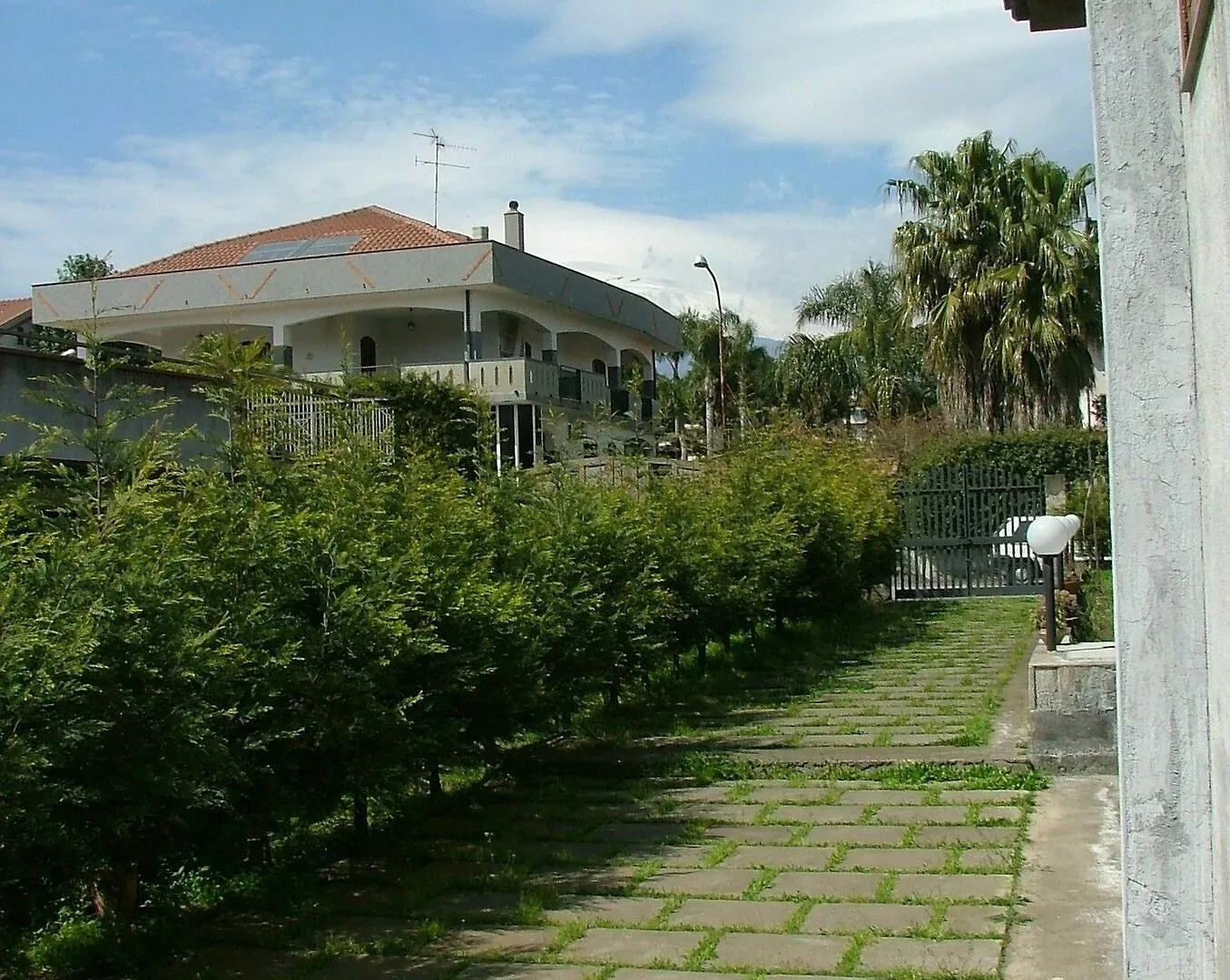 Aci SantʼAntonio B&B Casalotto Inn